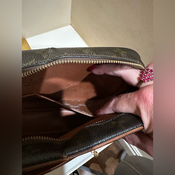 Authentic Louis Vuitton Compiegne 28 w/added unbranded chain - Picture 12 of 14